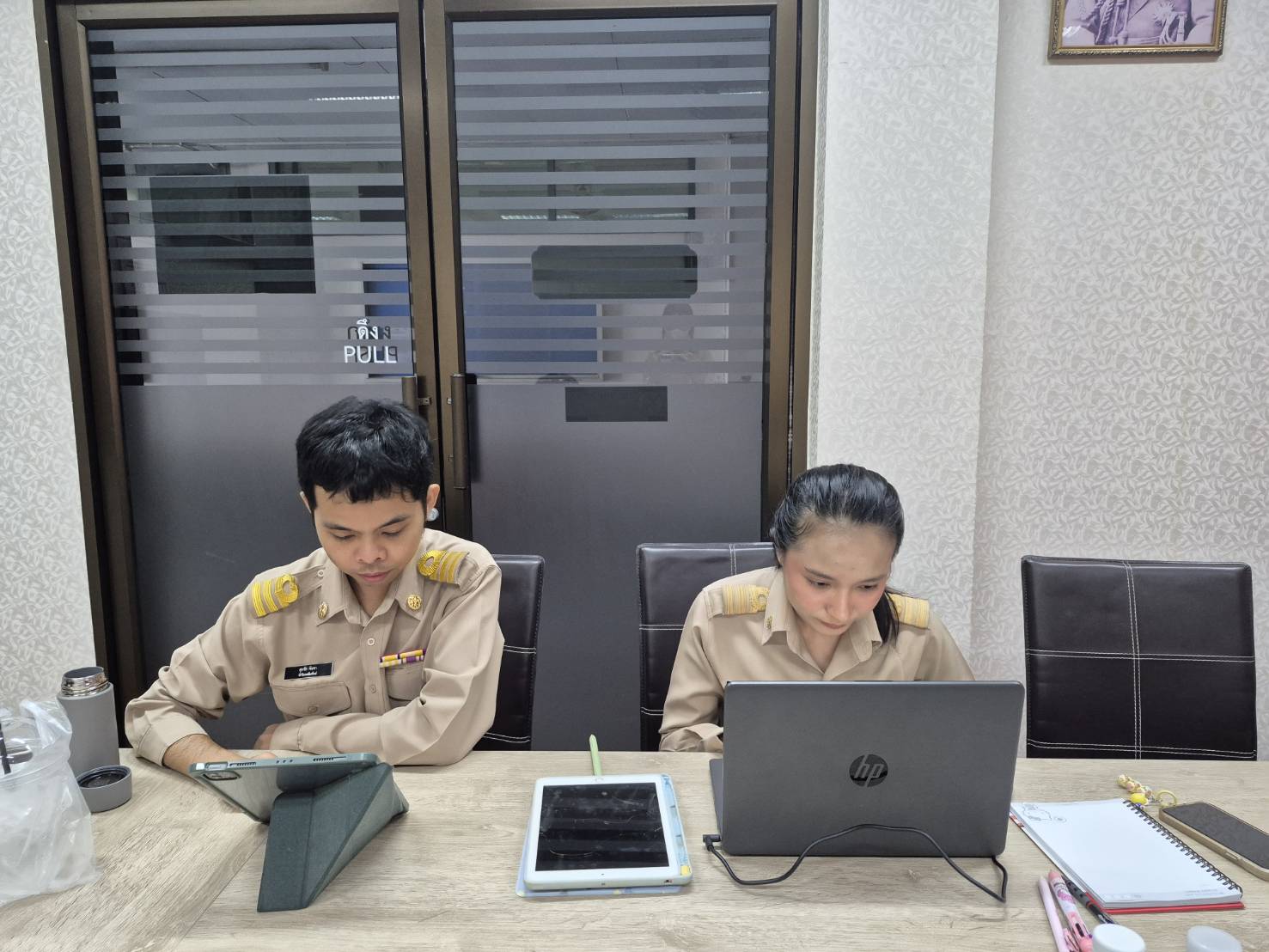 title - สวผ.จัดกิจกรรม Unit School ประจำปี 2569 หัวข้อ เรื่อง บทสนทนาภาษาอังกฤษสำหรับพิชิตข้อสอบ ก.พ.